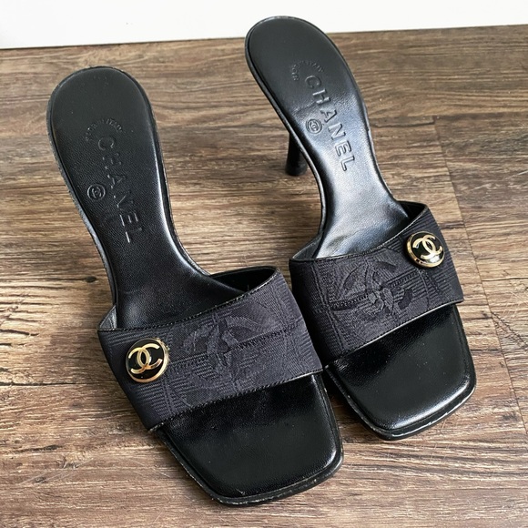 CHANEL Shoes - Authentic vintage Chanel heel sandal mules